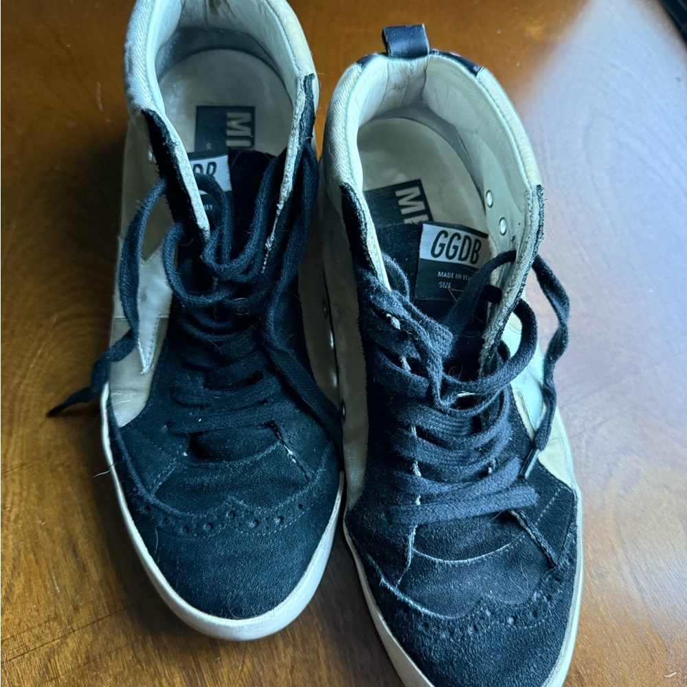 Golden Goose Black and Cream Sneakers Classic Style